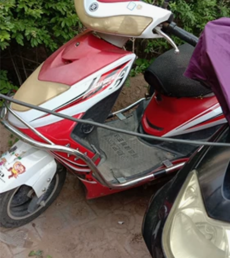 闲置电动车出售,车架子300,装电瓶650...