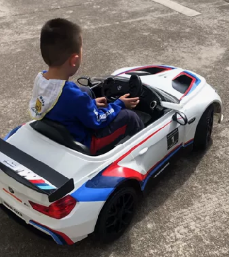 正版宝马M6儿童电动车，蓝牙音响、USB接...