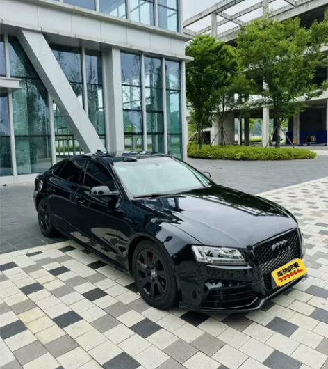 出售自用奥迪A5 平时工作环境开的少 忍痛...