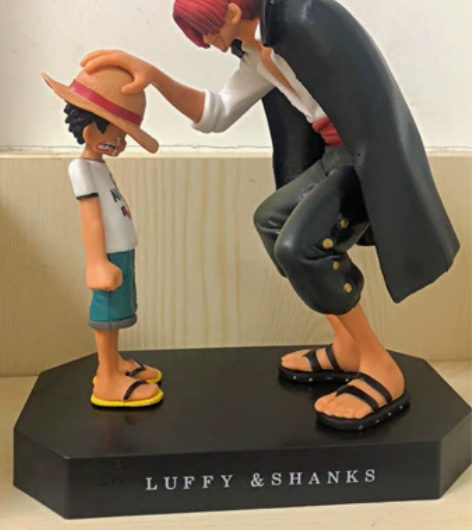 限时活动甩卖24.8包邮路飞香克斯手办摆件...