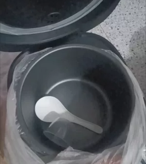 南极人电饭煲 闲置 全新未使用 有喜欢的来...