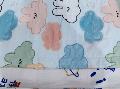 [右]全新无瑕疵[右]人造棉儿童夏凉被24...