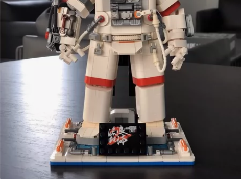 流浪地球2积木系列 之 珍藏版-宇航员(1...