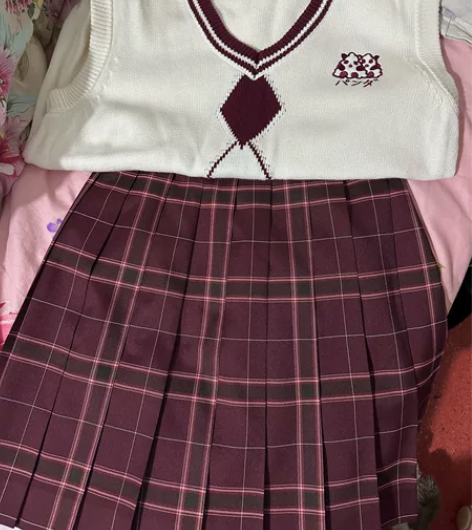 出沙华和毛衣背心L码45c?m 毛衣背心也...