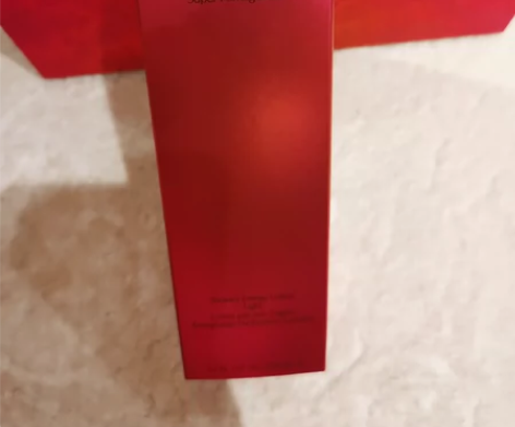 雅诗兰黛红石榴水，小姐妹结婚时候的伴手礼礼...