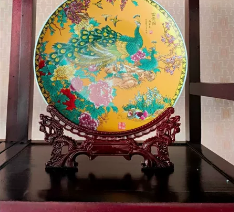 实体搬仓 便宜出金色孔雀挂盘摆件 客厅办公...