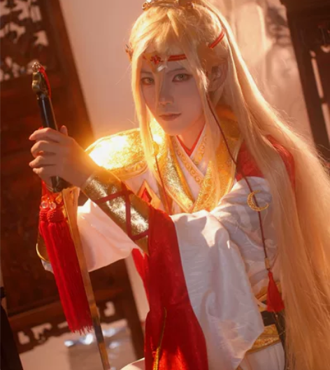 路辰与卿书cos，时空中的绘旅人cos 退...