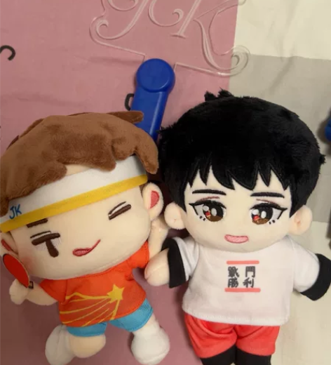 张继科棉花娃娃 衣服荧光棒几乎全新￥88
