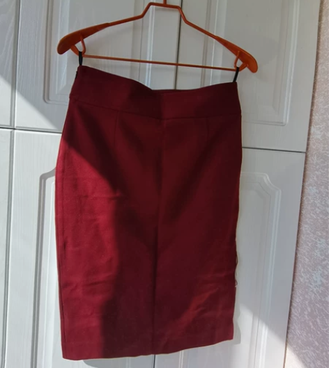 全新流苏半身裙，商场大牌，打折300多购入...