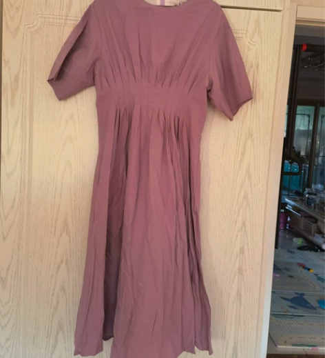 全新连衣裙 一百斤左右穿 带吊牌 闲置物品...