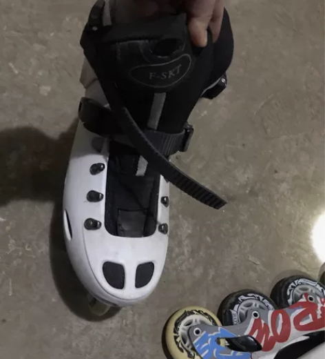 轮滑鞋质量都不错，自己看图每个可只买一个 ...