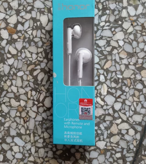 【华为荣耀】半入耳式耳机，有线耳机出售，荣...