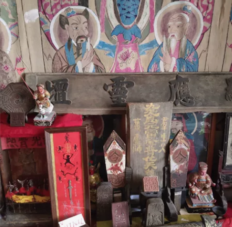 道家挂画五雷镇宅福手绘带宝剑挂画 感兴趣的...