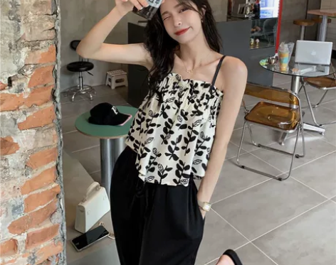 甜辣风别致碎花吊带背心女春装韩版2024新...