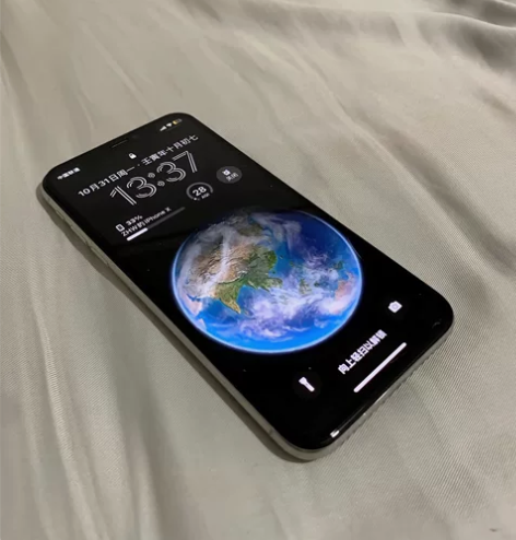 本人自用一手iPhoneX，便宜出 可以插...