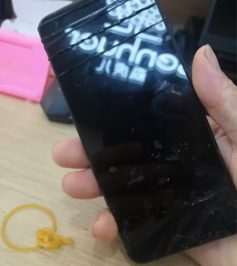 vivox27pro 本来是买了一个后盖，...