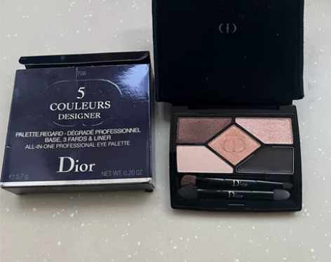 迪奥眼影708 没咋用，使用状况如图。右下...