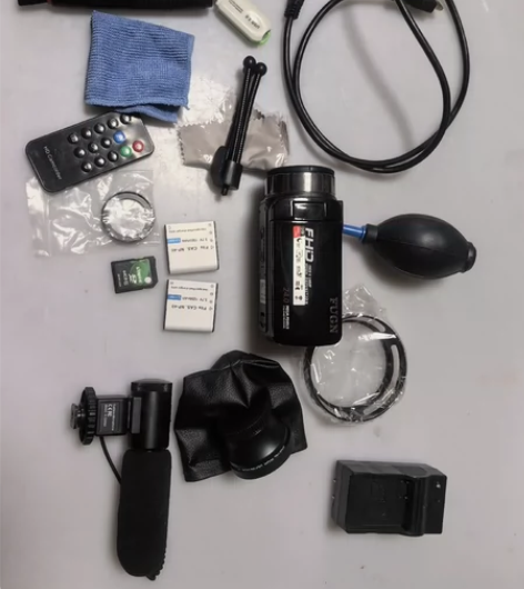 富京DV摄像机 品相好  配件如图  功能...