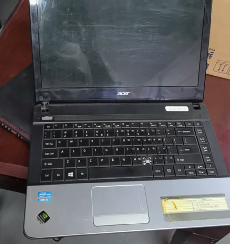 宏基坏笔记本电脑，配件齐全， 戴尔能开机，...