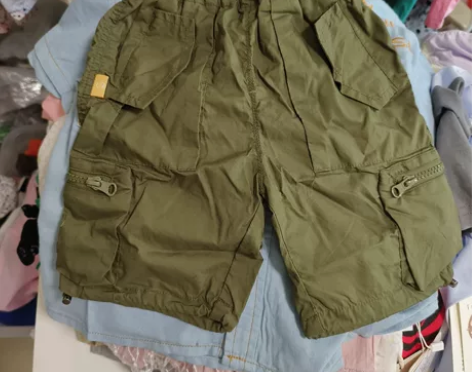 90码男宝工装5分裤全新，纯棉a类 图片是...