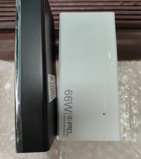 移动电源 66W超级快充充电宝57000m...