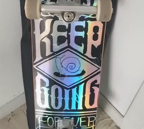 滑板DBH 感兴趣的话点“我想要”和我私聊...