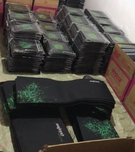 全新包邮！雷蛇鼠标垫 锁边独立包装！24小...