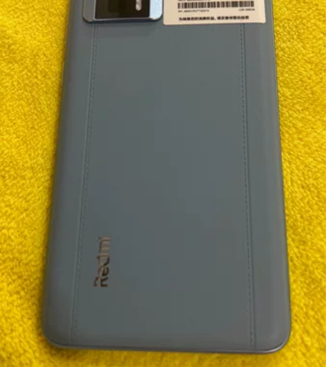 红米K60，不到1年，蓝色，一点伤没有喜欢...