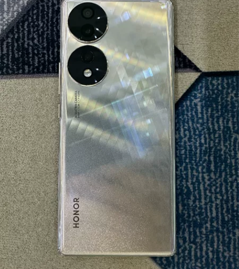 荣耀 70  12+256全原外观挺新，功...