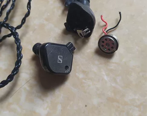 德产森海塞尔IE80,顾客售后没修直接加钱...