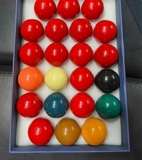 进口雅乐美二手斯诺克球，成色如图，二手物品...