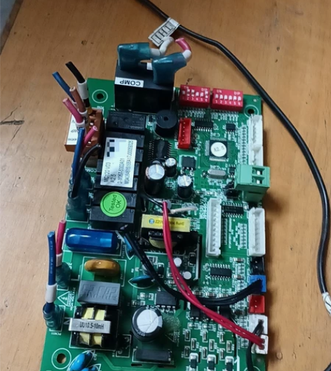 麦克维尔MC120V03空调主板，拆机正常...
