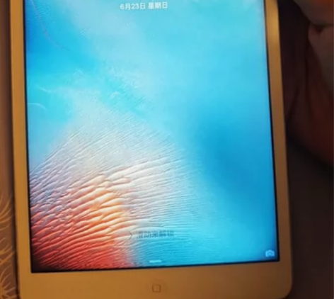 ipadmini 16g 功能正常 屏幕轻...