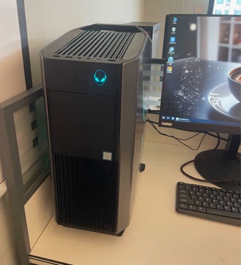 公司倒闭，低价处理95新小外星人品牌台式电...