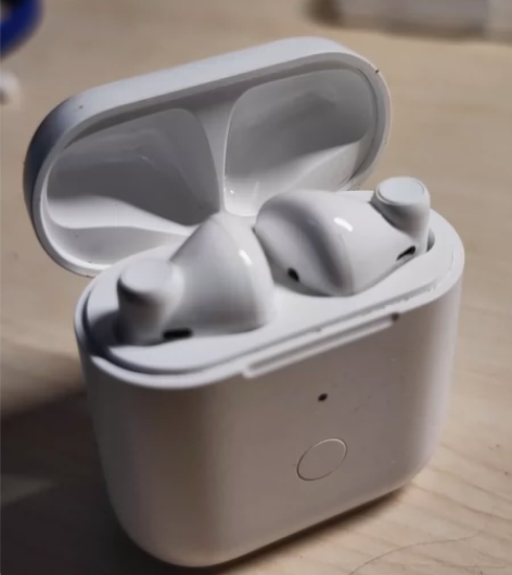 QCY无线耳机t8s 二手物品不退不换 连...