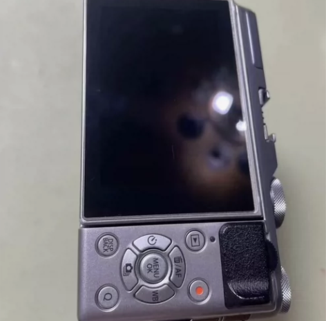 ?出售个人，富士XA3 16-50套机 机...