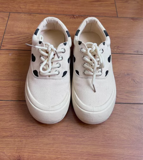 37码飞跃同款馒头鞋 质量很好有份量 只穿...