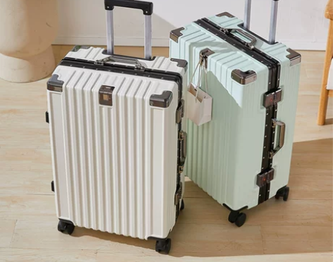 ?行李箱旅行箱铝框20时尚拉杆箱女万向轮2...