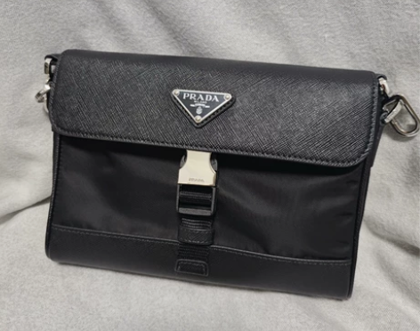 PRADA普拉达 普拉达 Re-Nylon...