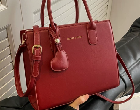 婚包高级感斜挎小包包女包2023新款伴娘包...