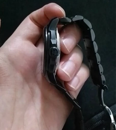 天王男表 18年纪念款 9成新 带腻了金色...