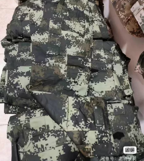 旧二手夏季工作服迷彩套装，包邮，可单出上衣...
