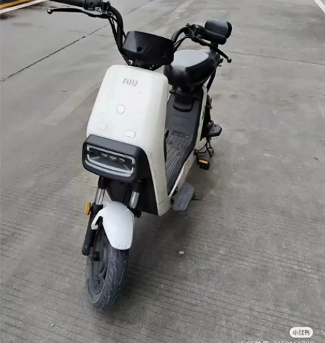 小牛G0  60开了三年没换过配件  性能...