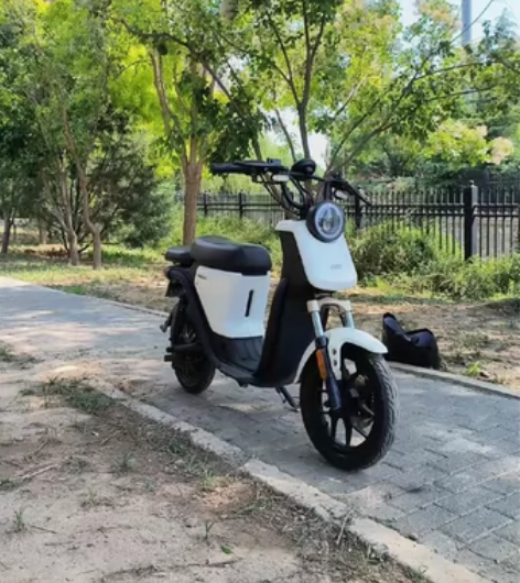 二手个人小牛自用电动车准备离开北京出 续航...