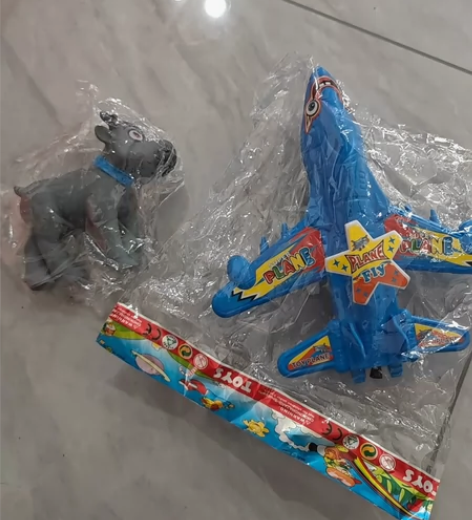 飞机玩具 感兴趣的话点“我想要”和我私聊吧...