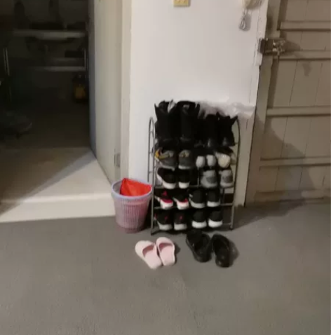 99新可拍照四轴玩具飞机，可以用手机控制的...