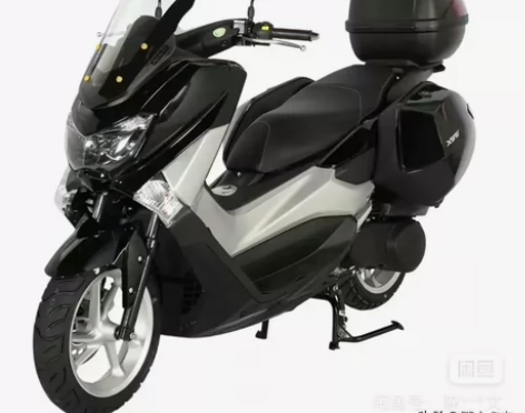 雅马哈nmx款150踏板。动力强劲，扩展杠...