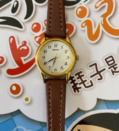 日本精工 SEIKO 7N01 金色女表 ...