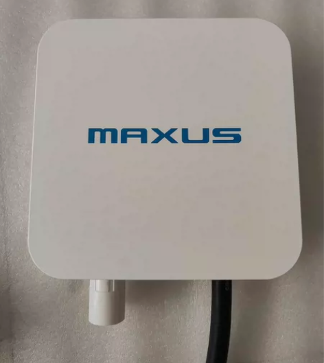 上汽大通黑曜石充电桩，在墙上挂了几天，未使...