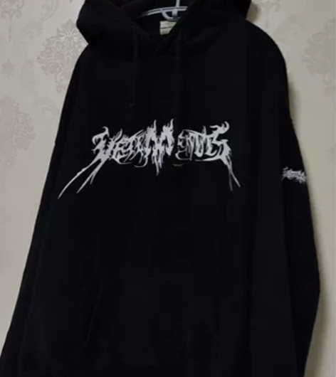 #潮牌外套 #潮流卫衣 #男士卫衣 这个又...